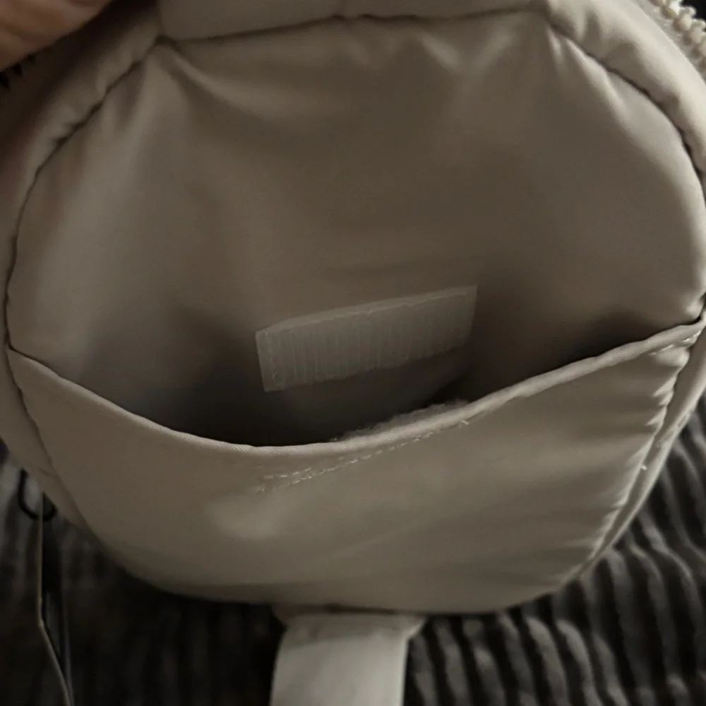 Adidas Alumina Grey Crossbody Bag with Logo - Picture 9 of 14